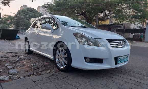 Nunua Ilio tumika Toyota Blade Nyeupe Gari ndani ya Maputo nchini Maputo Nunua Ilio tumika Toyota Blade Nyeupe Gari ndani ya Maputo nchini Maputo