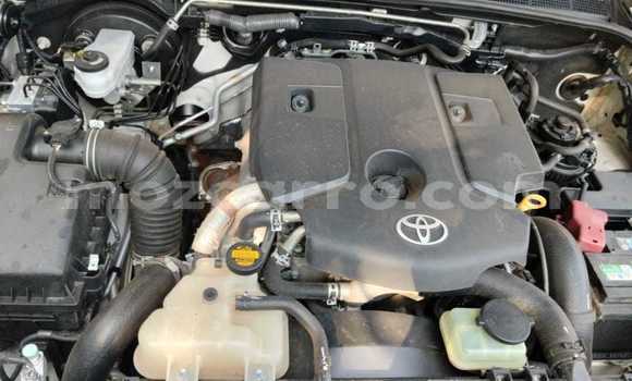 Nunua Ilio tumika Toyota Hilux Nyeupe Gari ndani ya Maputo nchini Maputo Nunua Ilio tumika Toyota Hilux Nyeupe Gari ndani ya Maputo nchini Maputo