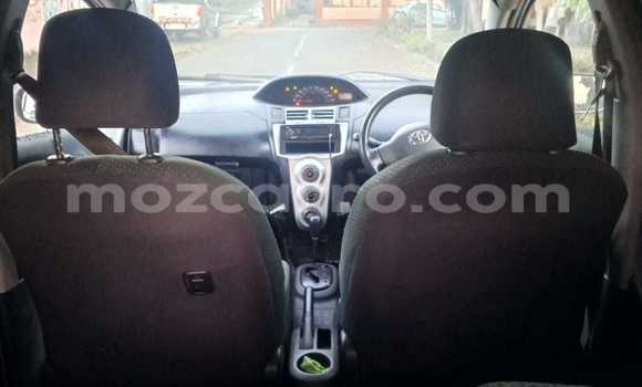 Comprar Usado Toyota Vitz Azul Carro em Maputo em Maputo Comprar Usado Toyota Vitz Azul Carro em Maputo em Maputo