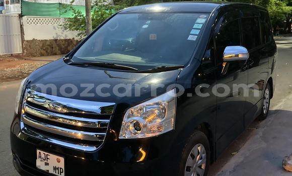 Buy Used Toyota Noah Black Car in Maputo in Maputo