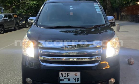 Nunua Ilio tumika Toyota Noah Nyeusi Gari ndani ya Maputo nchini Maputo Nunua Ilio tumika Toyota Noah Nyeusi Gari ndani ya Maputo nchini Maputo