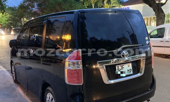 Nunua Ilio tumika Toyota Noah Nyeusi Gari ndani ya Maputo nchini Maputo Nunua Ilio tumika Toyota Noah Nyeusi Gari ndani ya Maputo nchini Maputo