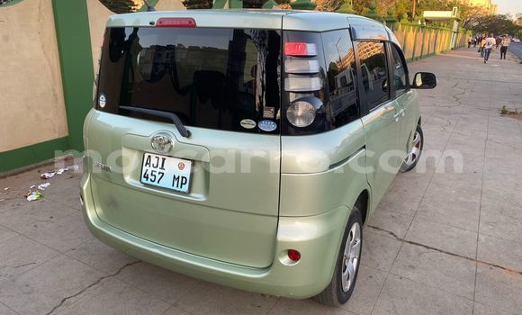 Nunua Ilio tumika Toyota Sienta Fedha Gari ndani ya Maputo nchini Maputo Nunua Ilio tumika Toyota Sienta Fedha Gari ndani ya Maputo nchini Maputo