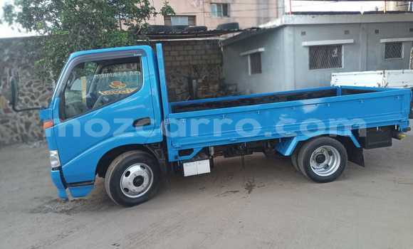 Comprar Usado Toyota Dyna Azul Carro em Maputo em Maputo Comprar Usado Toyota Dyna Azul Carro em Maputo em Maputo