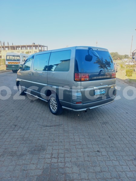 Big with watermark nissan ellgrand maputo maputo 30358