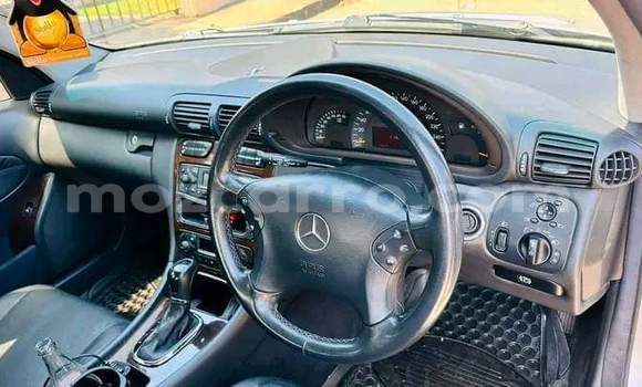 Tenga Tsaru Mercedes-Benz C180 coupe Zvimwe Mota in Maputo in Maputo Tenga Tsaru Mercedes-Benz C180 coupe Zvimwe Mota in Maputo in Maputo