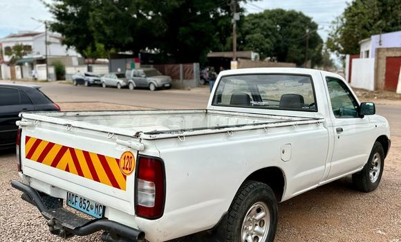 Comprar Usado Nissan Hardbody Branco Carro em Maputo em Maputo Comprar Usado Nissan Hardbody Branco Carro em Maputo em Maputo