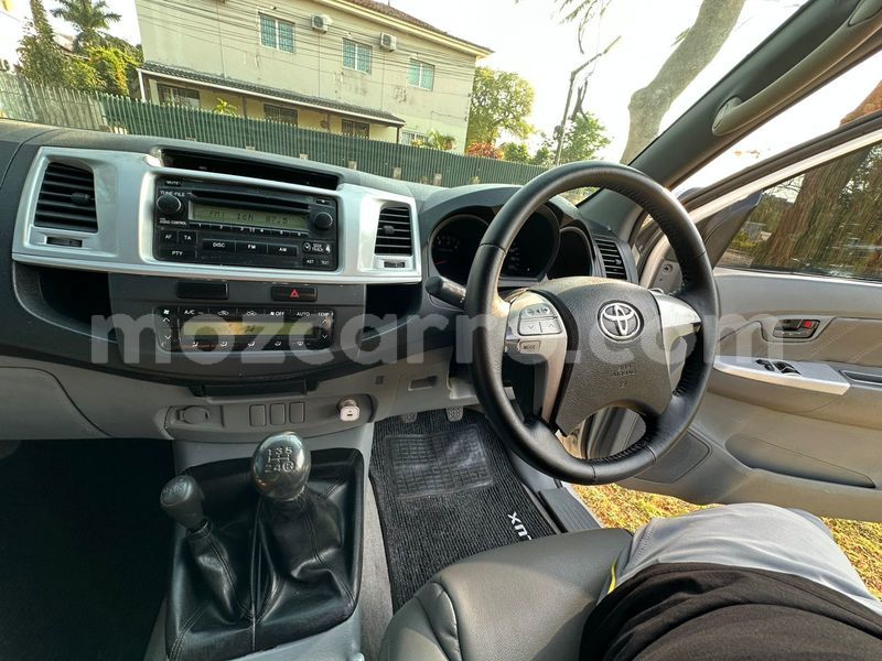 Big with watermark toyota hilux maputo maputo 30371