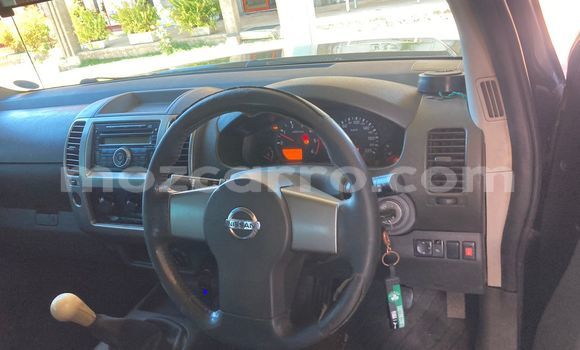 Comprar Usado Nissan Navara Preto Carro em Maputo em Maputo Comprar Usado Nissan Navara Preto Carro em Maputo em Maputo