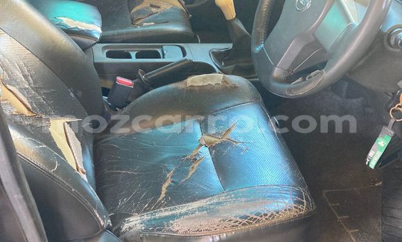 Comprar Usado Nissan Navara Preto Carro em Maputo em Maputo Comprar Usado Nissan Navara Preto Carro em Maputo em Maputo