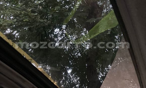 Comprar Usado Toyota Prado Vermelho Carro em Maputo em Maputo Comprar Usado Toyota Prado Vermelho Carro em Maputo em Maputo