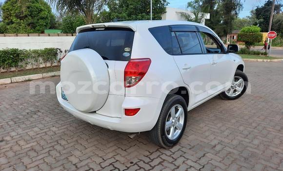 Buy Used Toyota RAV4 White Car in Maputo in Maputo Buy Used Toyota RAV4 White Car in Maputo in Maputo
