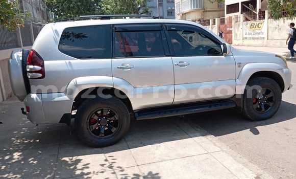 Buy Used Toyota Land Cruiser Prado Silver Car in Maputo in Maputo Buy Used Toyota Land Cruiser Prado Silver Car in Maputo in Maputo