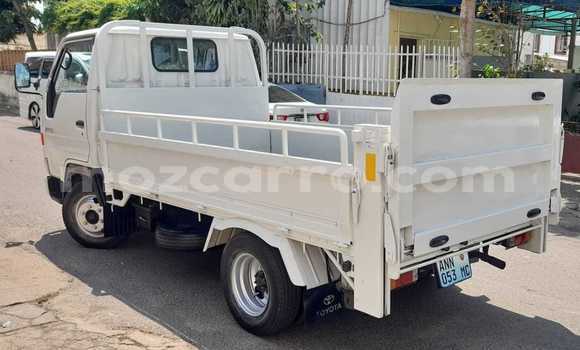 Tenga Tsaru Toyota Dyna Chena Mota in Maputo in Maputo Tenga Tsaru Toyota Dyna Chena Mota in Maputo in Maputo