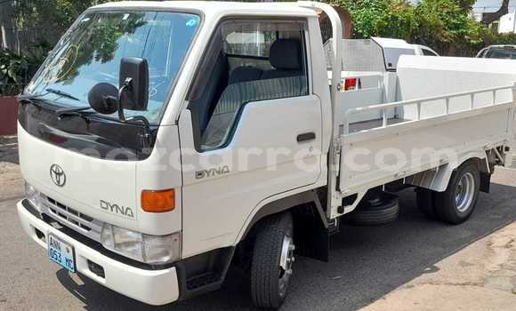 Tenga Tsaru Toyota Dyna Chena Mota in Maputo in Maputo Tenga Tsaru Toyota Dyna Chena Mota in Maputo in Maputo
