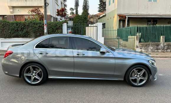 Buy Used Mercedes-Benz C250 coupe Other Car in Maputo in Maputo Buy Used Mercedes-Benz C250 coupe Other Car in Maputo in Maputo