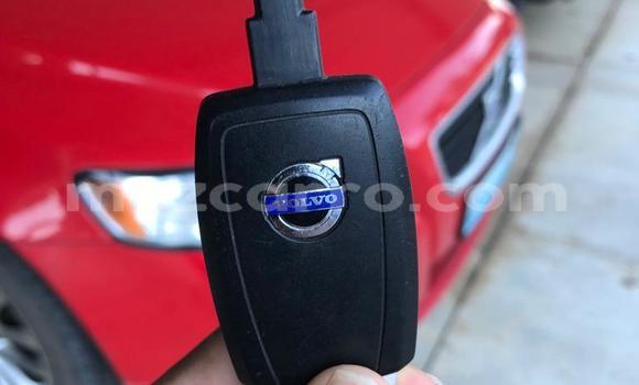 Tenga Tsaru Volvo V50 Tsvuku Mota in Maputo in Maputo Tenga Tsaru Volvo V50 Tsvuku Mota in Maputo in Maputo