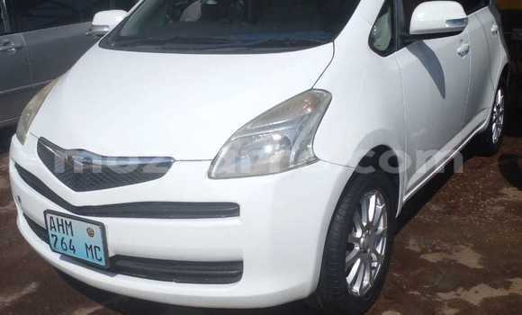 Comprar Usado Toyota Ractis Branco Carro em Maputo em Maputo