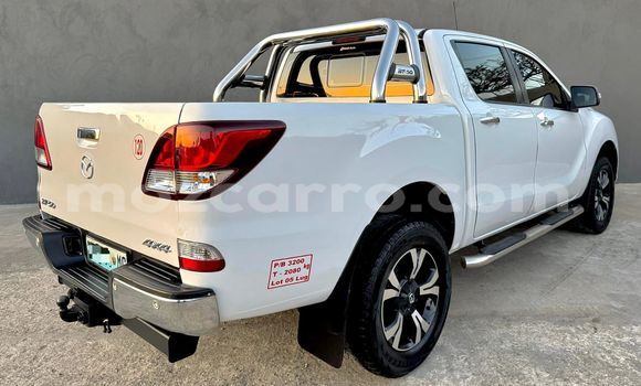 Tenga Tsaru Mazda BT-50 Chena Mota in Maputo in Maputo Tenga Tsaru Mazda BT-50 Chena Mota in Maputo in Maputo