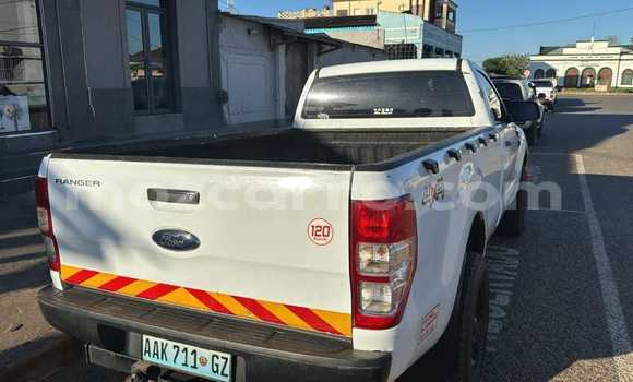 Nunua Ilio tumika Ford Ranger Nyeupe Gari ndani ya Maputo nchini Maputo Nunua Ilio tumika Ford Ranger Nyeupe Gari ndani ya Maputo nchini Maputo