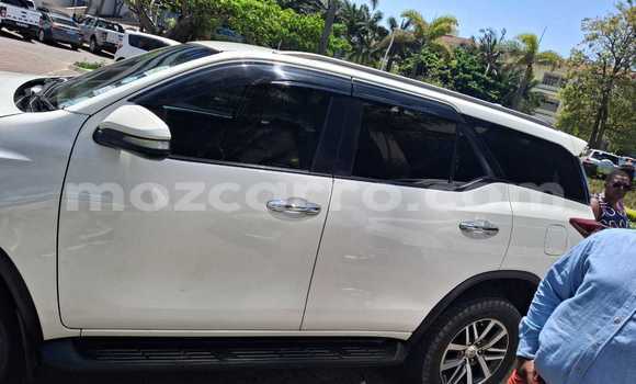 Comprar Usado Toyota Fortuner Branco Carro em Maputo em Maputo Comprar Usado Toyota Fortuner Branco Carro em Maputo em Maputo