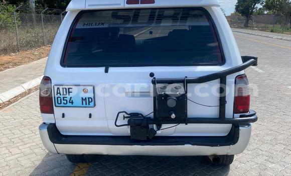 Comprar Usado Toyota Hilux Surf Branco Carro em Maputo em Maputo Comprar Usado Toyota Hilux Surf Branco Carro em Maputo em Maputo
