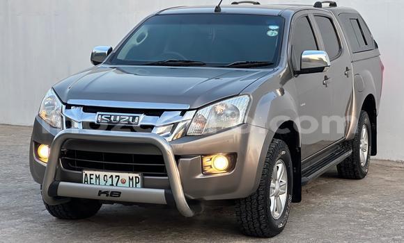 Nunua Ilio tumika Isuzu KB Nyingine Gari ndani ya Maputo nchini Maputo