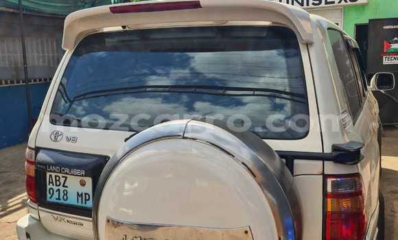 Buy Used Toyota Land Cruiser White Car in Maputo in Maputo Buy Used Toyota Land Cruiser White Car in Maputo in Maputo