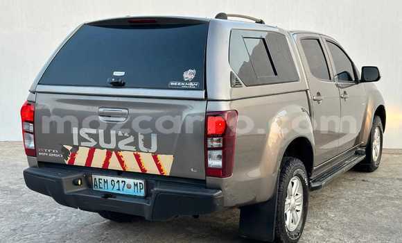 Buy Used Isuzu KB Brown Car in Maputo in Maputo Buy Used Isuzu KB Brown Car in Maputo in Maputo