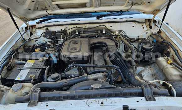 Nunua Ilio tumika Nissan Patrol Nyeupe Gari ndani ya Maputo nchini Maputo Nunua Ilio tumika Nissan Patrol Nyeupe Gari ndani ya Maputo nchini Maputo