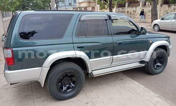 Nunua Ilio tumika Toyota Hilux Surf Kijani Gari ndani ya Maputo nchini Maputo Nunua Ilio tumika Toyota Hilux Surf Kijani Gari ndani ya Maputo nchini Maputo