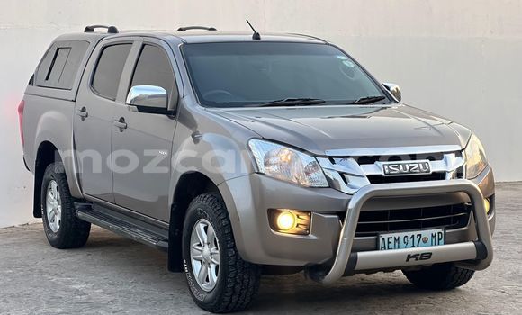 Comprar Usado Isuzu KB De outros Carro em Maputo em Maputo