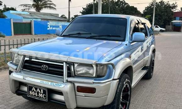 Nunua Ilio tumika Toyota Hilux Surf Bluu Gari ndani ya Maputo nchini Maputo Nunua Ilio tumika Toyota Hilux Surf Bluu Gari ndani ya Maputo nchini Maputo