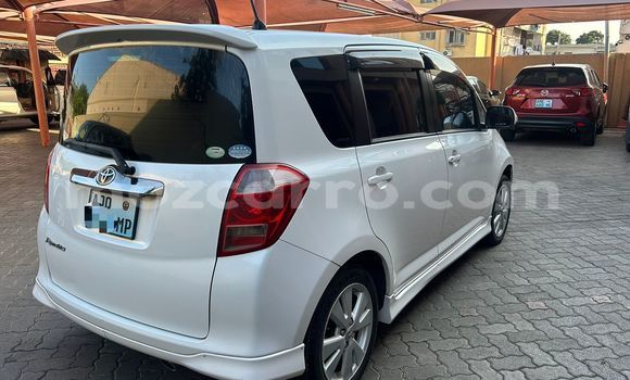 Buy Used Toyota Ractis White Car in Maputo in Maputo Buy Used Toyota Ractis White Car in Maputo in Maputo