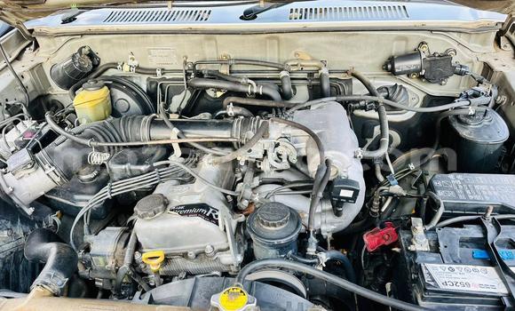 Nunua Ilio tumika Toyota Hilux Surf Nyingine Gari ndani ya Maputo nchini Maputo Nunua Ilio tumika Toyota Hilux Surf Nyingine Gari ndani ya Maputo nchini Maputo