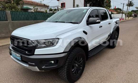 Nunua Ilio tumika Ford Ranger Nyeupe Gari ndani ya Maputo nchini Maputo