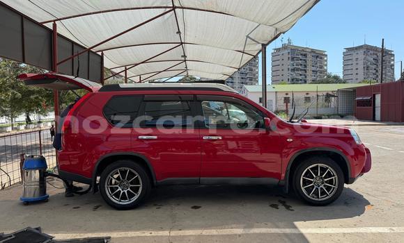 Tenga Tsaru Nissan X-Trail Tsvuku Mota in Maputo in Maputo Tenga Tsaru Nissan X-Trail Tsvuku Mota in Maputo in Maputo