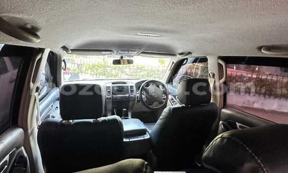 Buy Used Toyota Land Cruiser Prado White Car in Maputo in Maputo Buy Used Toyota Land Cruiser Prado White Car in Maputo in Maputo