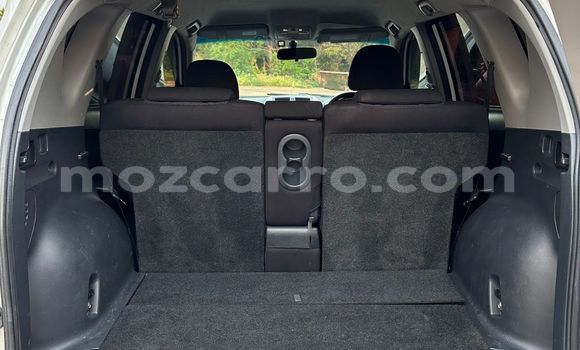 Tenga Tsaru Toyota RAV4 Zvimwe Mota in Maputo in Maputo Tenga Tsaru Toyota RAV4 Zvimwe Mota in Maputo in Maputo