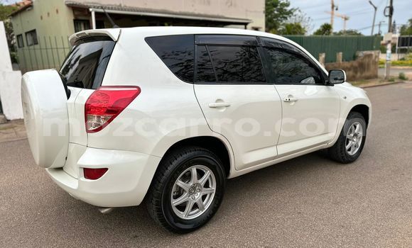 Tenga Tsaru Toyota RAV4 Zvimwe Mota in Maputo in Maputo Tenga Tsaru Toyota RAV4 Zvimwe Mota in Maputo in Maputo