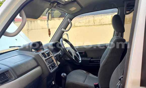 Tenga Tsaru Mitsubishi Pajero iO Chena Mota in Maputo in Maputo Tenga Tsaru Mitsubishi Pajero iO Chena Mota in Maputo in Maputo