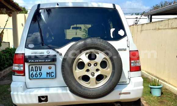 Tenga Tsaru Mitsubishi Pajero iO Chena Mota in Maputo in Maputo Tenga Tsaru Mitsubishi Pajero iO Chena Mota in Maputo in Maputo