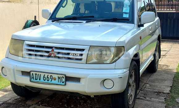 Tenga Tsaru Mitsubishi Pajero iO Chena Mota in Maputo in Maputo Tenga Tsaru Mitsubishi Pajero iO Chena Mota in Maputo in Maputo