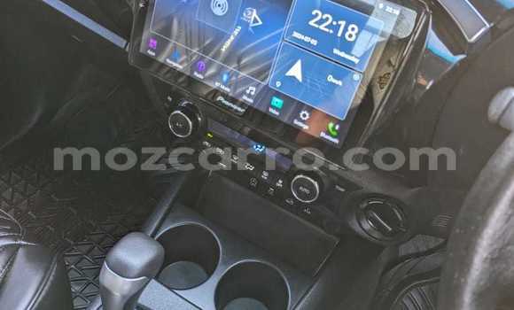 Nunua Ilio tumika Toyota Hilux Bluu Gari ndani ya Maputo nchini Maputo Nunua Ilio tumika Toyota Hilux Bluu Gari ndani ya Maputo nchini Maputo