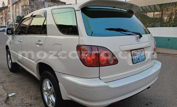 Buy Used Toyota Harrier White Car in Maputo in Maputo Buy Used Toyota Harrier White Car in Maputo in Maputo