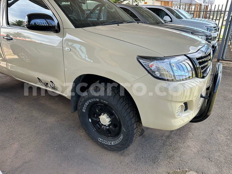 Big with watermark toyota hilux zambezia quelimane 30487