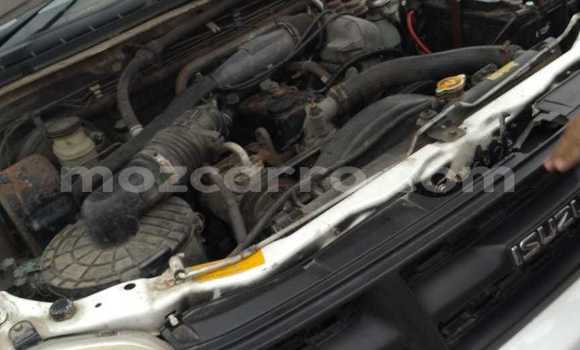 Tenga Tsaru Isuzu KB Chena Mota in Maputo in Maputo Tenga Tsaru Isuzu KB Chena Mota in Maputo in Maputo