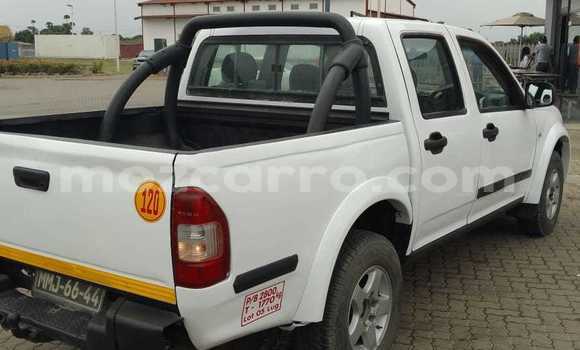 Tenga Tsaru Isuzu KB Chena Mota in Maputo in Maputo Tenga Tsaru Isuzu KB Chena Mota in Maputo in Maputo