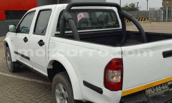 Tenga Tsaru Isuzu KB Chena Mota in Maputo in Maputo Tenga Tsaru Isuzu KB Chena Mota in Maputo in Maputo