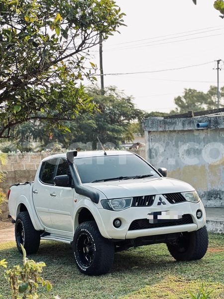 Big with watermark mitsubishi triton maputo maputo 30496